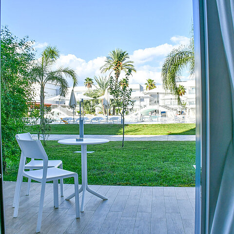 Poolblick Zimmer | Maritim Resort Calabria